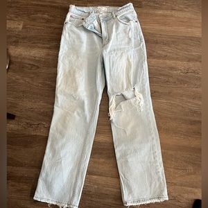 Abercrombie Curve Love Ultra High Rise 90’s Straight Jean